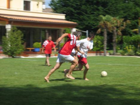 Fussball 095.jpg   33kb   26.03.2021 22:26:19